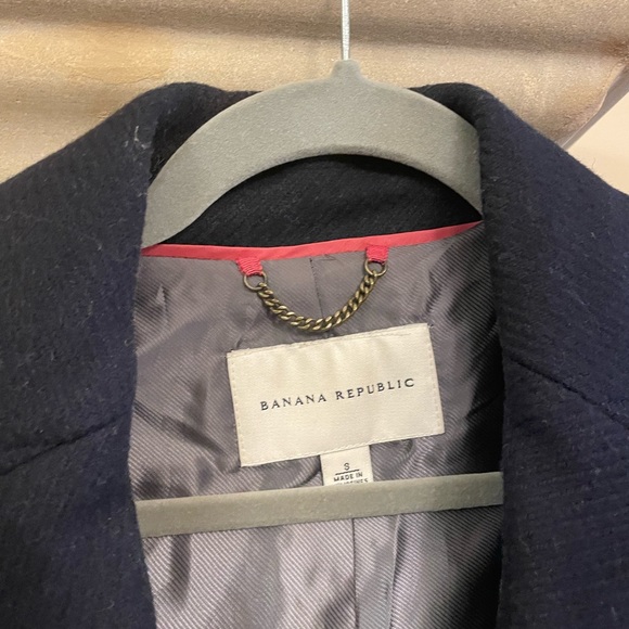 Banana Republic Captain style Pea Coat with Gold Metal Buttons - Picture 4 of 5